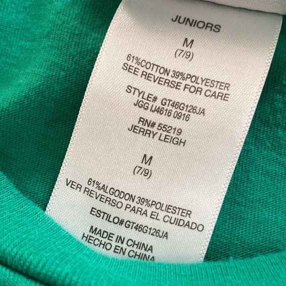 Betty Boop Christmas tee.  M - Picture 4 of 5